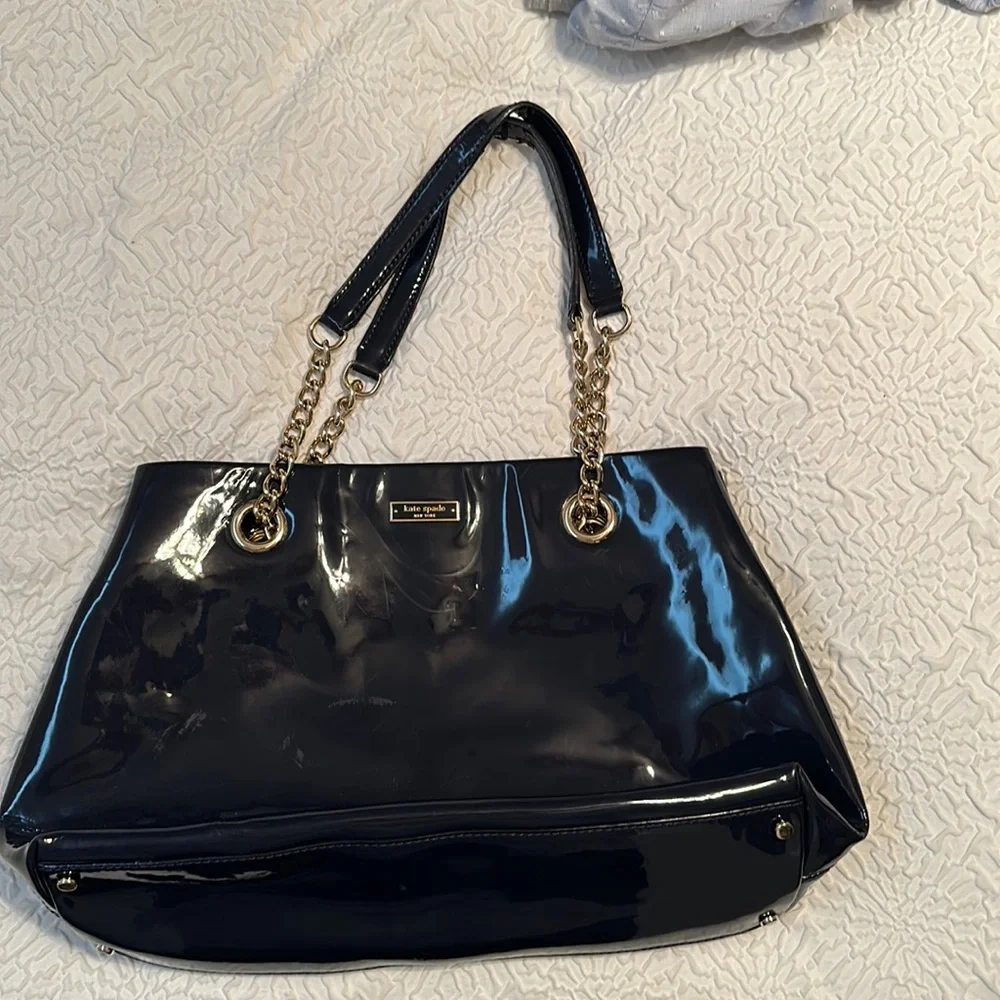 Kate Spade Patent Leather Dark Navy Blue shoulder bag. - Picture 1 of 4